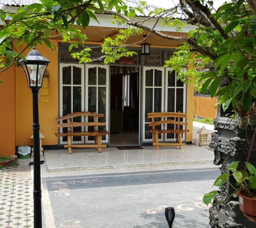 Dewi Sri Guesthouse Mataram Eksteriør billede