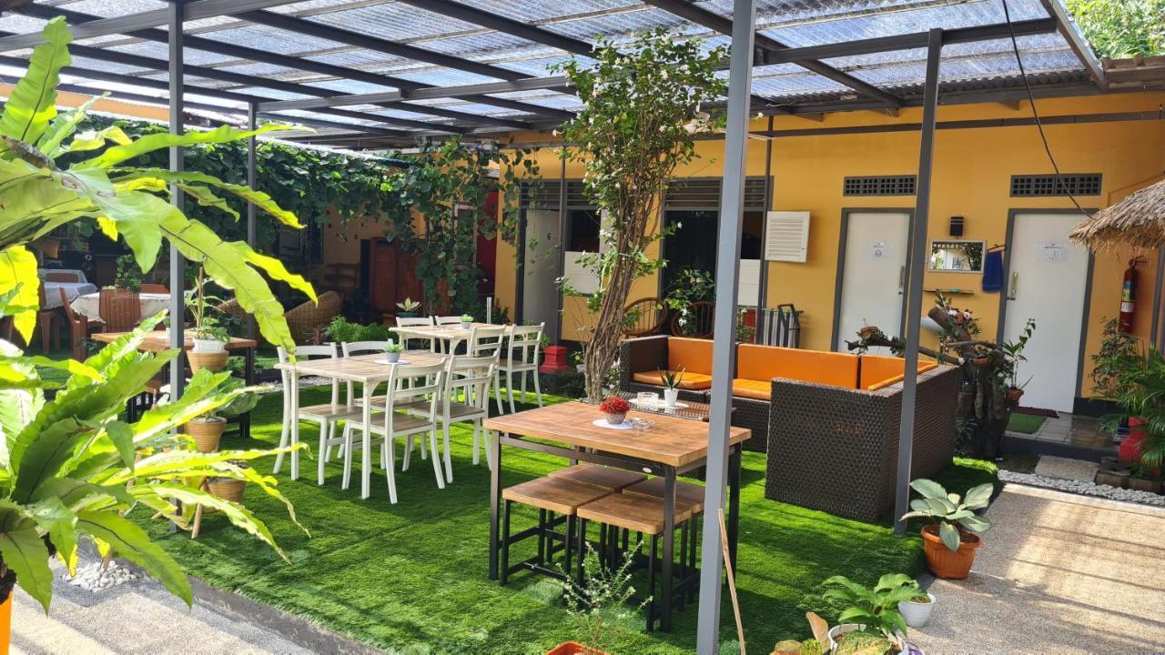 Dewi Sri Guesthouse Mataram Eksteriør billede
