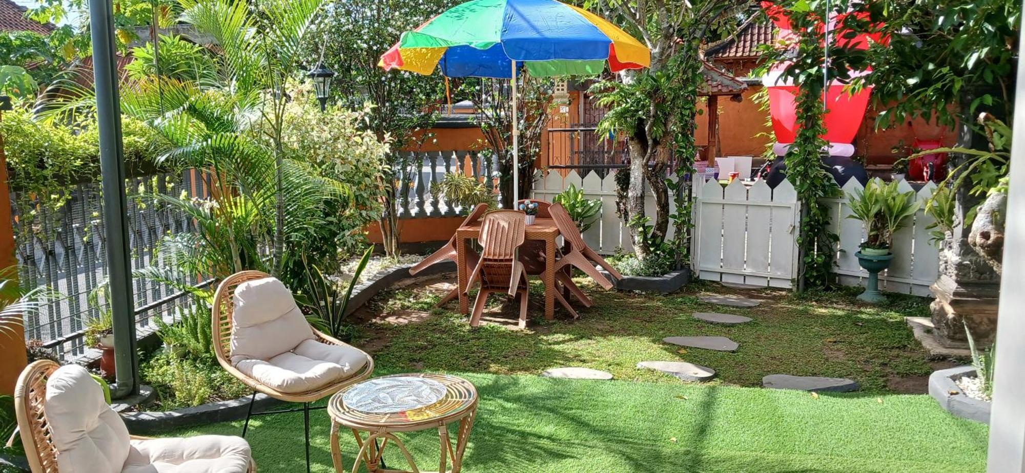 Dewi Sri Guesthouse Mataram Eksteriør billede