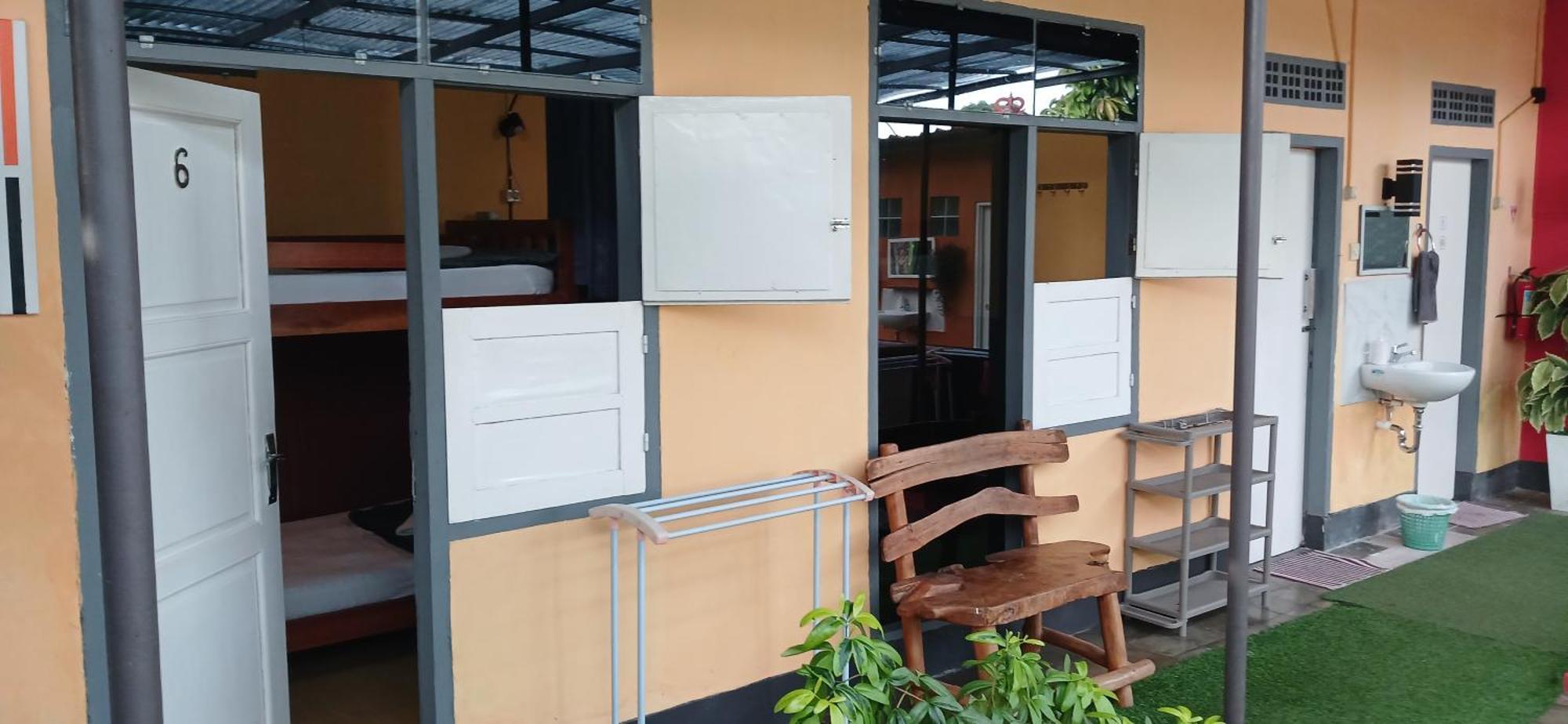 Dewi Sri Guesthouse Mataram Eksteriør billede